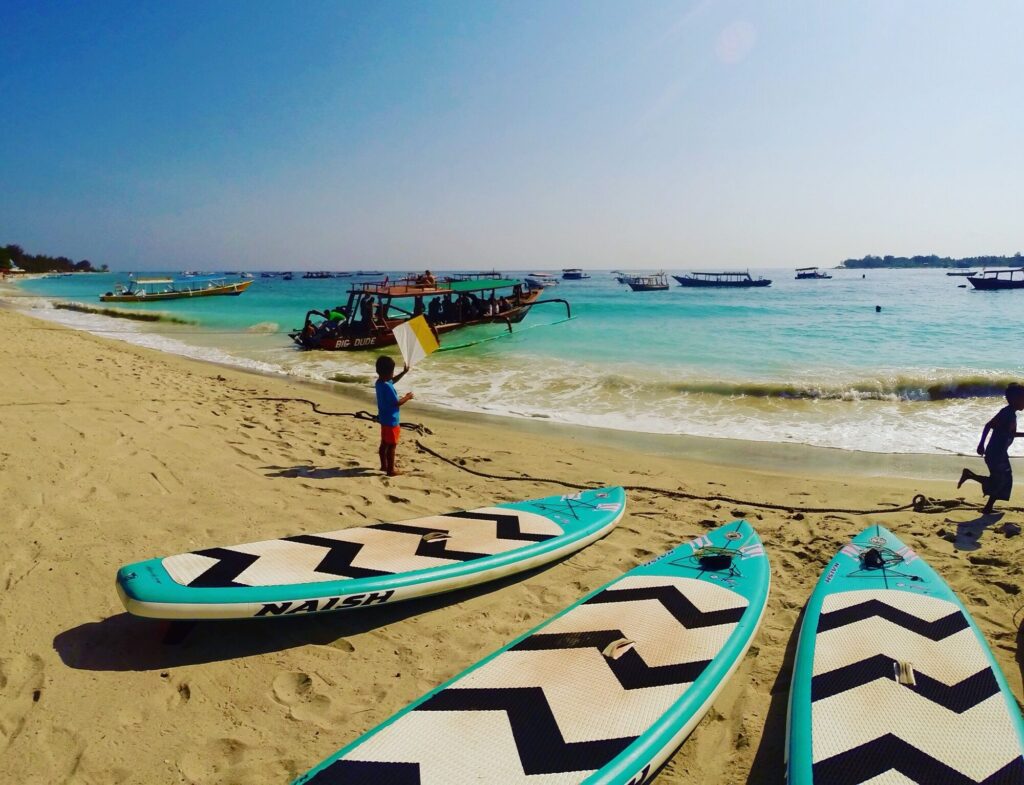 gili-trawangan-o-que-voce-deve-saber-sup.jpg SUP yoga Gili Islands
